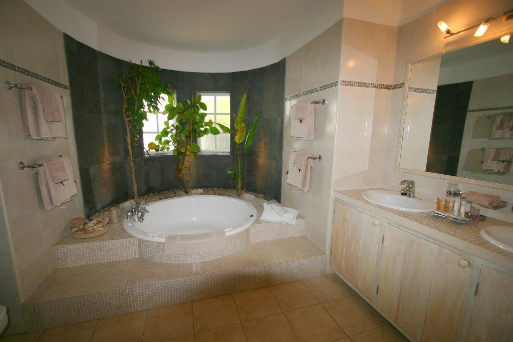 9722386537_d9e8ca1637_o