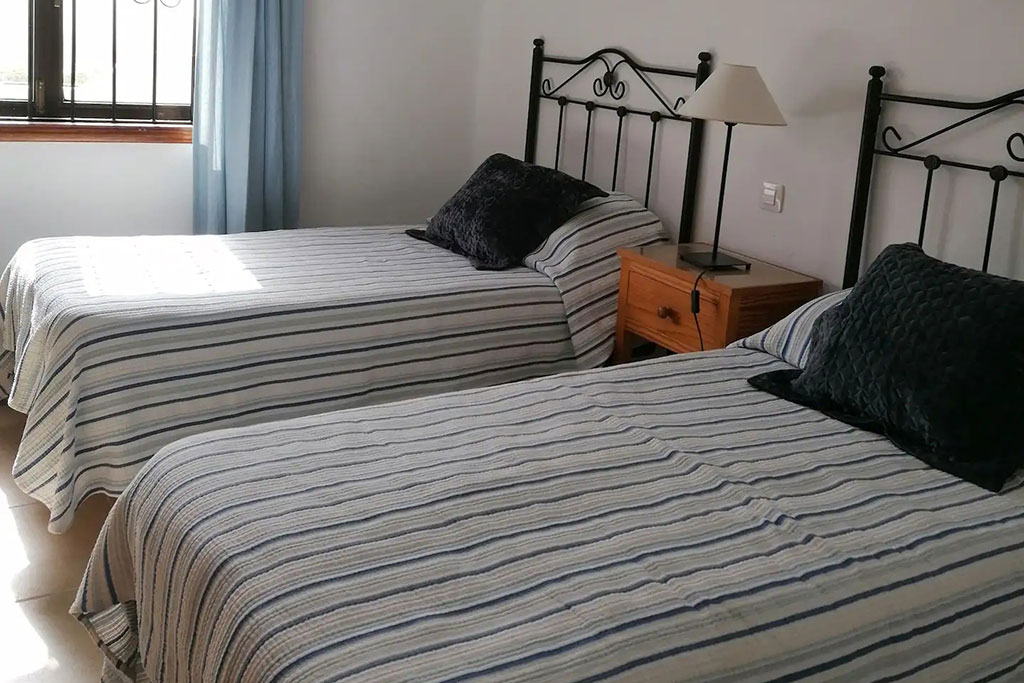 8fb5cd69-034b-4ae4-a519-c9d0285b1a74