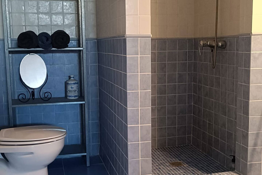 7d0d548e-cb8e-4678-bd83-1a984abef95d