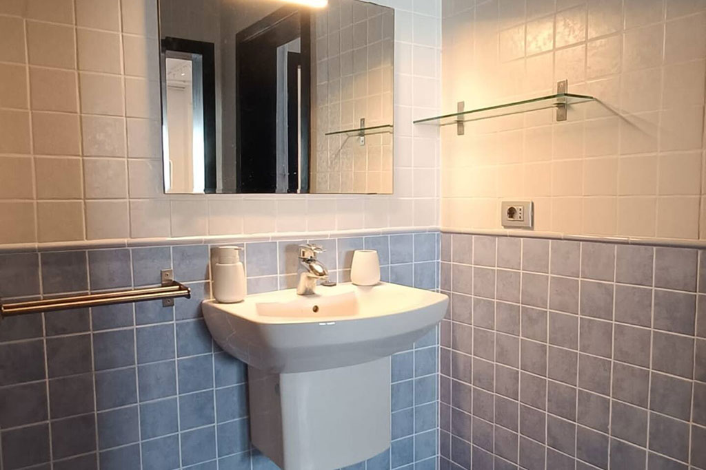 a9f9cab2-6aa4-4082-94b4-a9fdd2d508d0