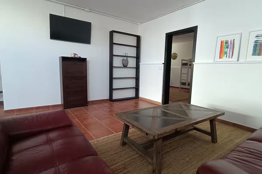 f0004af3-17eb-4675-99f3-2fba831e6116