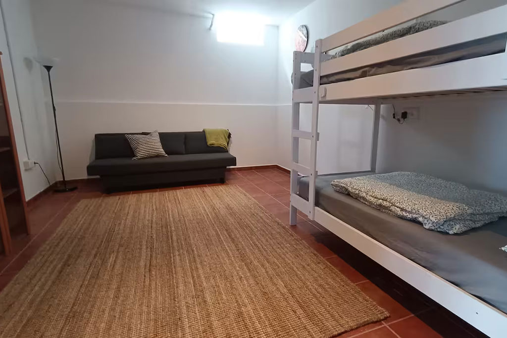 f66f2b1d-5342-458a-a7b5-89544a6db975