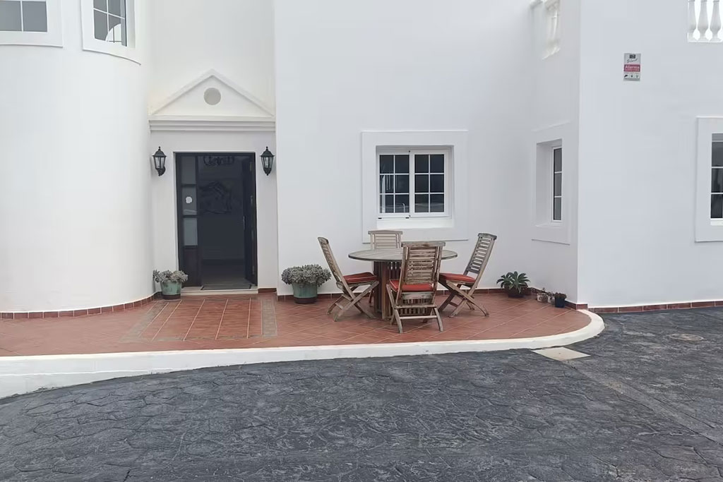 d7aa1bd4-6798-4975-86ec-005f72314841